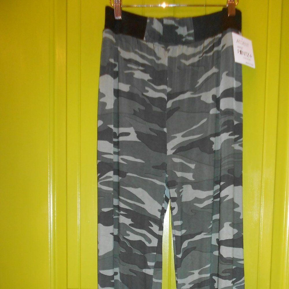 Plus Size Magic Pantz W/Pockets.